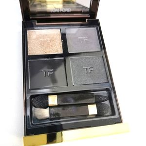 Tom ford eyeshadow 10 Titanium Smoke